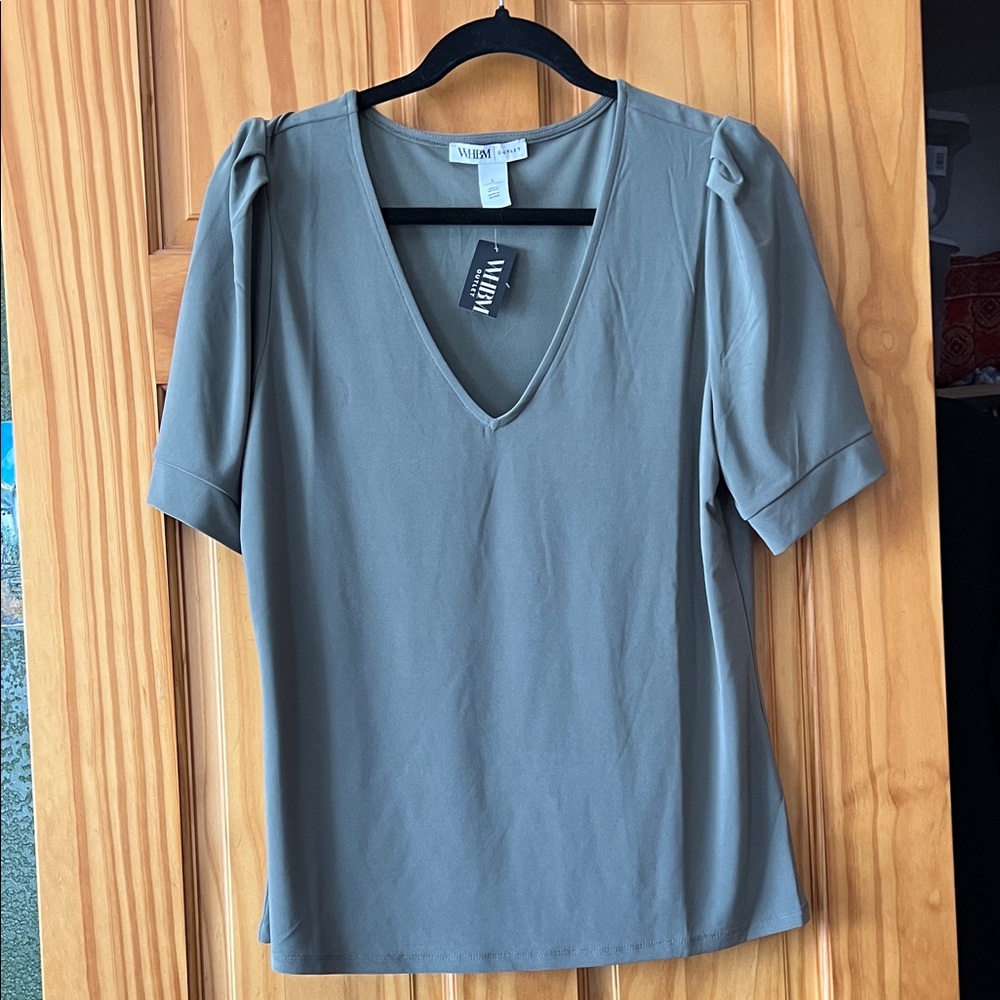 White House Black Market Hunter Green V-Neck Short Sleeve Top